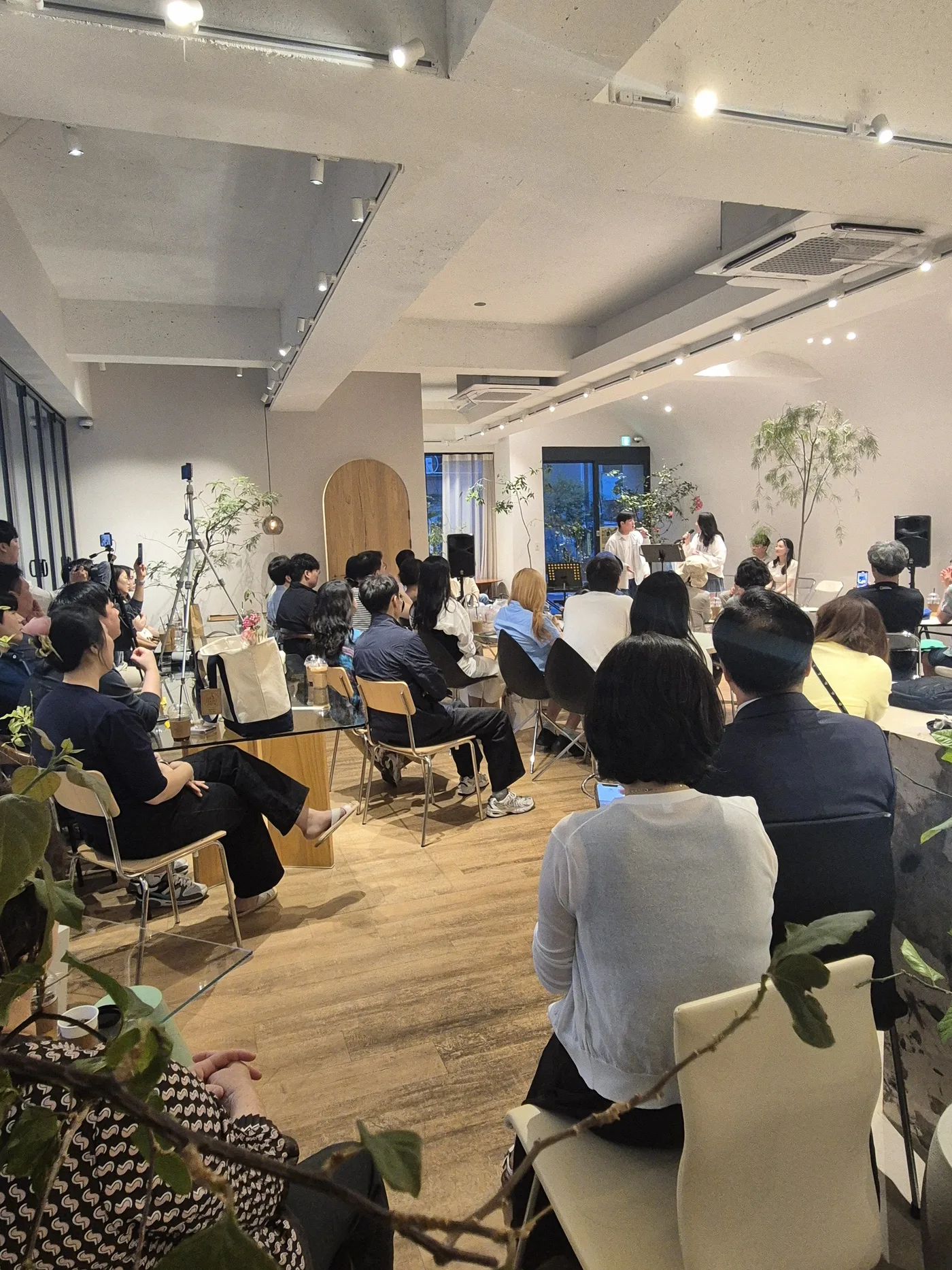 강남 소규모 모임 대관 바이탈바이브