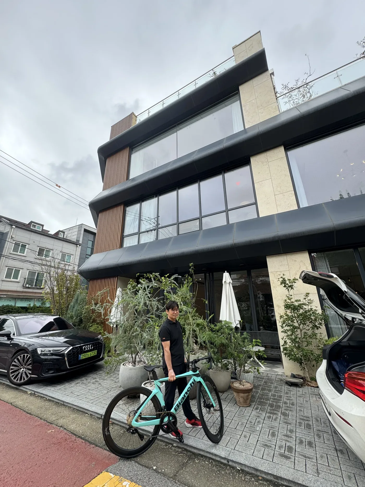 바이탈바이브 루프탑 파티룸 — 강남 야경 뷰 야외 파티 공간